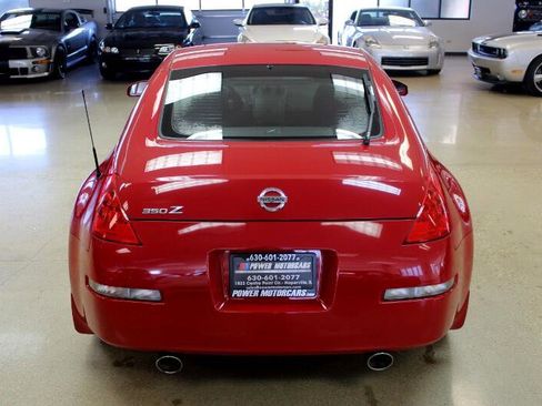 Used 2006 Nissan 350Z Base w/ (N93) Cargo Convenience Pkg image 6