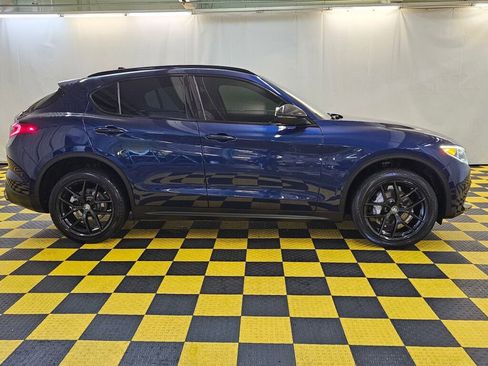 Used 2021 Alfa Romeo Stelvio Sprint w/ Nero Edizione image 2