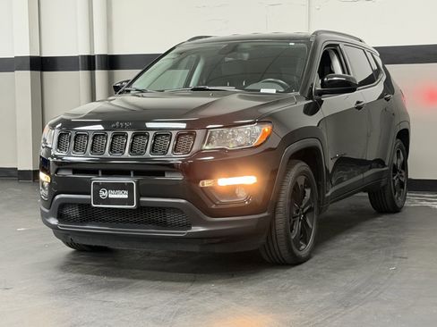 Used 2020 Jeep Compass Latitude image 7