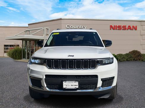 Used 2021 Jeep Grand Cherokee L Limited image 2