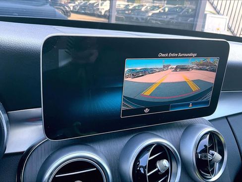 Used 2019 Mercedes-Benz C 300 Sedan image 26