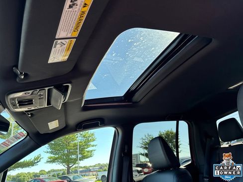 Used 2025 Honda Ridgeline Black Edition image 2