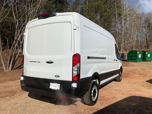 New 2026 Ford Transit 250 148 Medium Roof RWD image 5