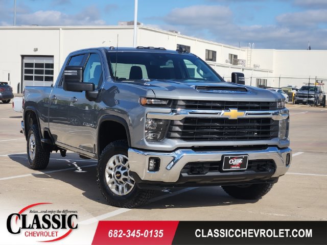 Used 2024 Chevrolet Silverado 2500 LT w/ Convenience Package AWD/4WD image 1