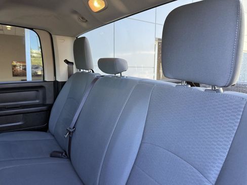 Used 2017 RAM 1500 Express w/ Express Value Package AWD/4WD image 11