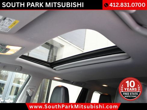 Used 2016 Toyota Highlander Limited w/ Driver Technology Package image 32