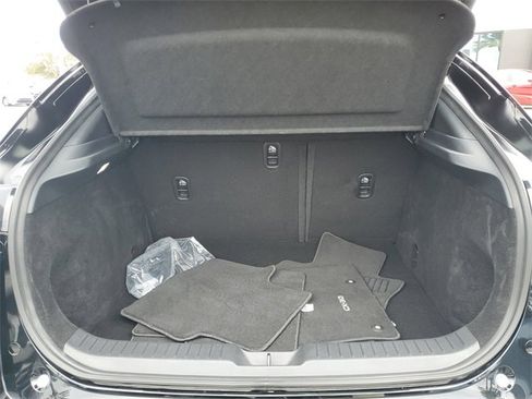 Certified 2025 MAZDA CX-30 2.5 Turbo w/ Premium Package image 8