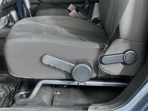 Used 2018 Jeep Wrangler Unlimited Sport w/ Quick Order Package 24W image 35