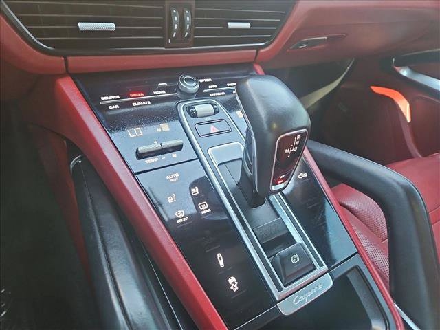 Used 2019 Porsche Cayenne Turbo AWD/4WD image 13