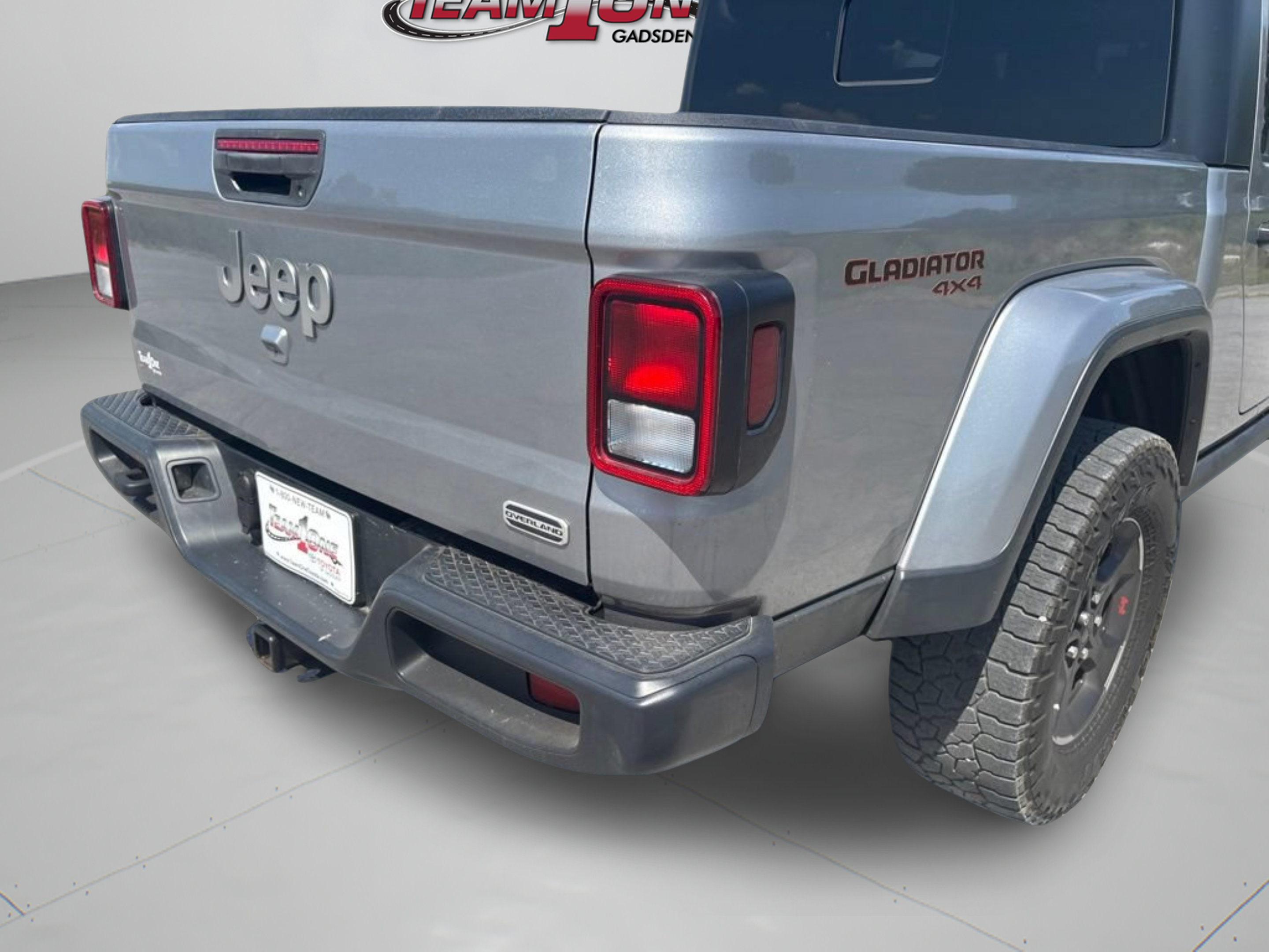 Used 2020 Jeep Gladiator Overland AWD/4WD image 28