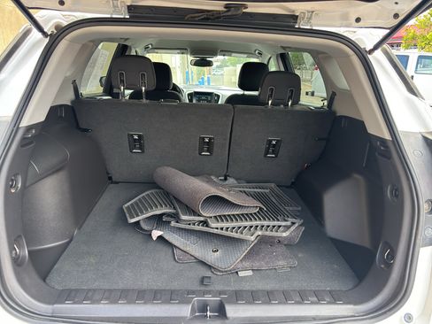 Used 2019 GMC Terrain SLE FWD image 13