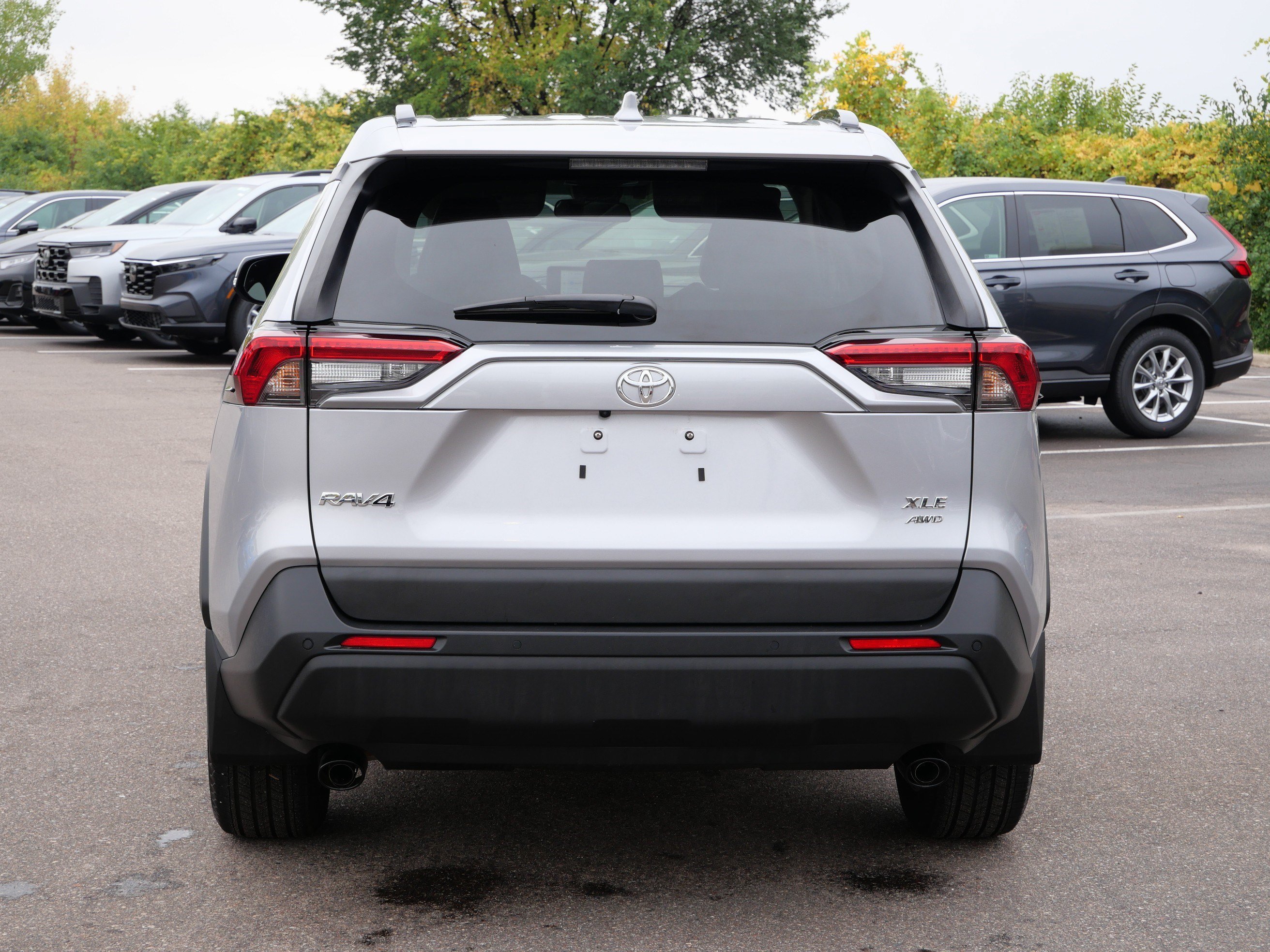 Used 2025 Toyota RAV4 XLE Premium w/ Weather Package AWD/4WD image 6