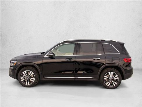 New 2026 Mercedes-Benz GLB 250 4MATIC image 8