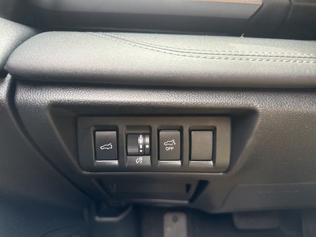Used 2024 Subaru Outback Limited AWD/4WD image 13