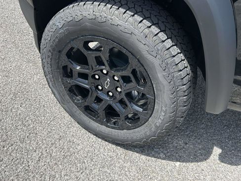 New 2026 Chevrolet Colorado Trail Boss AWD/4WD image 9