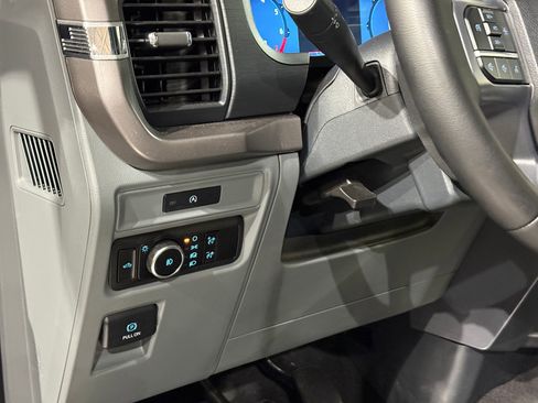 Used 2025 Ford F150 XLT w/ Equipment Group 301A Standard image 27