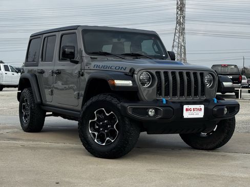 Used 2023 Jeep Wrangler Unlimited Rubicon 4xe image 2