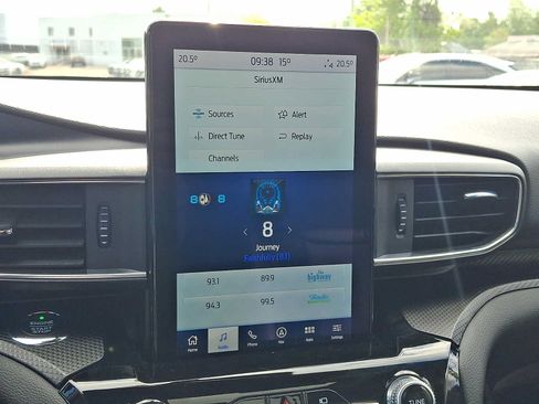 Used 2021 Ford Explorer ST w/ Equipment Group 401A AWD/4WD image 18