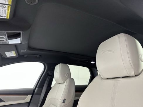 New 2026 Jaguar F-PACE R-Dynamic S image 12