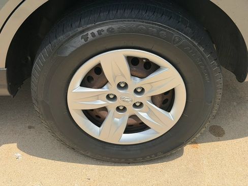 Used 2009 Hyundai Santa Fe GLS FWD image 10