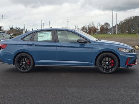 New 2026 Volkswagen Jetta GLI Autobahn image 2