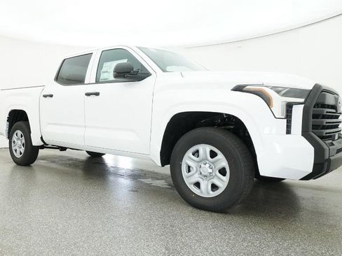 New 2026 Toyota Tundra SR AWD/4WD image 17