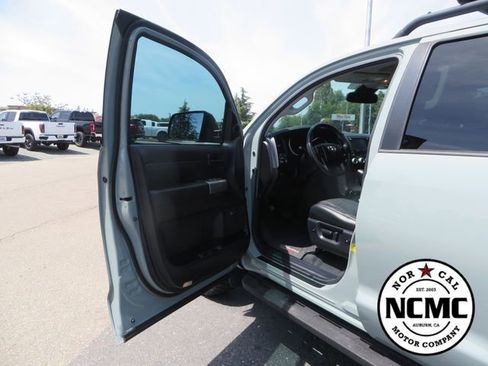 Used 2021 Toyota Sequoia TRD Pro AWD/4WD image 15