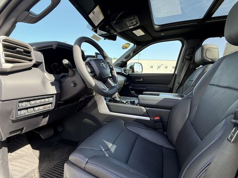 New 2026 Toyota Tundra Platinum AWD/4WD image 32