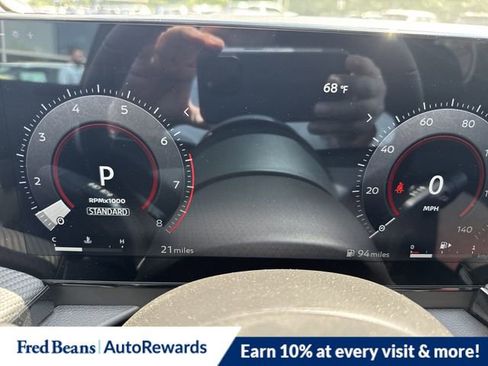 New 2025 Nissan Kicks SR image 12