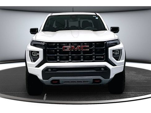 Used 2023 GMC Canyon AT4 w/ Canyon Safety Plus Package AWD/4WD image 4