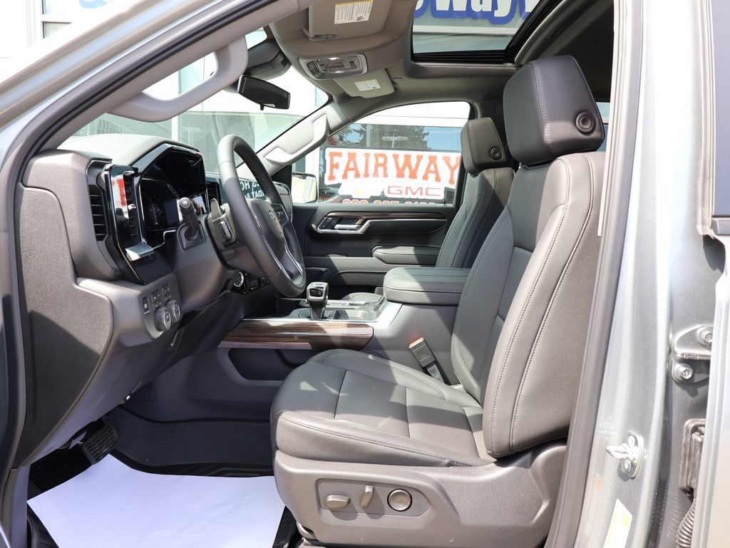 New 2026 Chevrolet Silverado 1500 LT Trail Boss w/ LT Trail Boss Premium Package AWD/4WD image 16