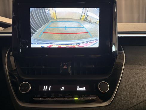 Used 2024 Toyota Corolla LE image 15