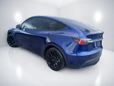 Used 2020 Tesla Model Y Long Range AWD/4WD image 3