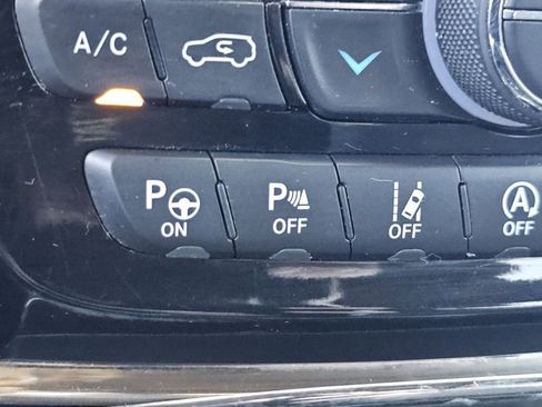 Used 2019 Jeep Grand Cherokee Limited X AWD/4WD image 13