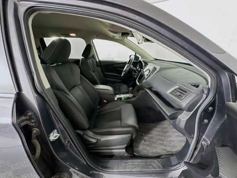Used 2024 Subaru Ascent Premium image 29