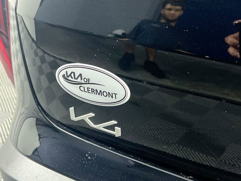 New 2025 Kia K4 LXS image 5