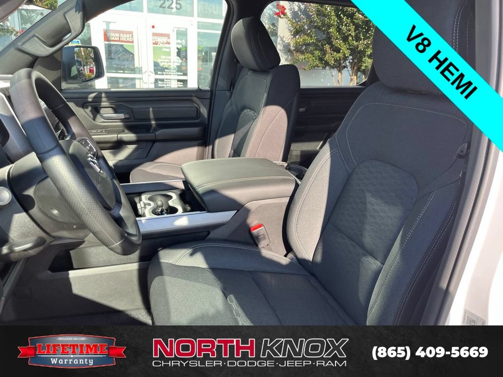 New 2026 RAM 1500 Express AWD/4WD image 4
