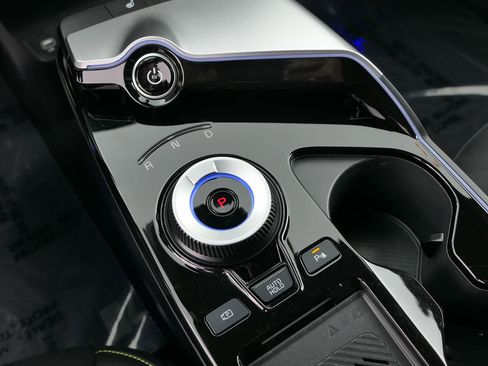 Certified 2024 Kia EV6 GT image 23