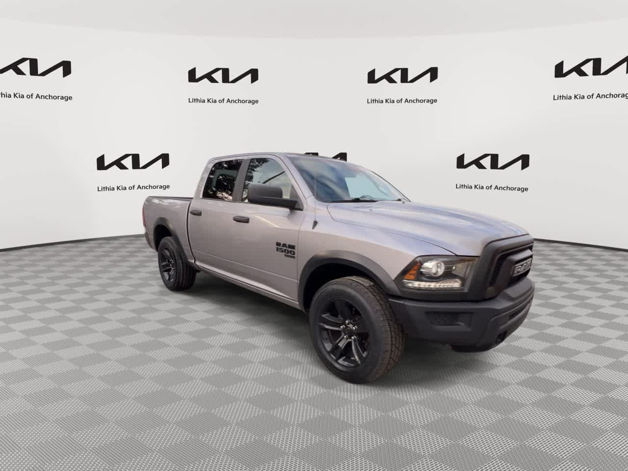 Used 2024 RAM 1500 Warlock AWD/4WD image 2