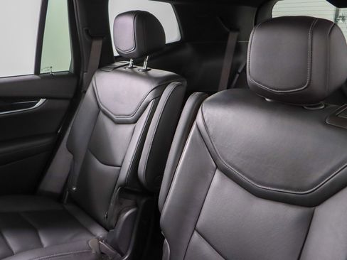 Used 2020 Cadillac XT6 Premium Luxury image 26