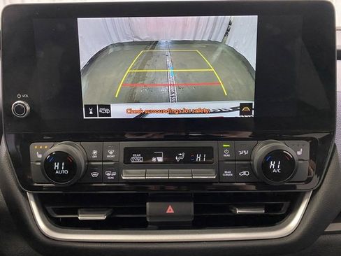 Certified 2024 Toyota Grand Highlander XLE image 22