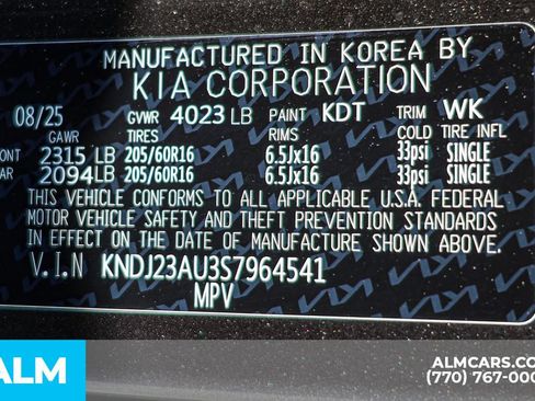 Used 2025 Kia Soul LX w/ LX Technology Package FWD image 54
