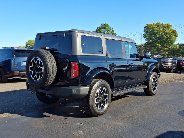 Used 2023 Ford Bronco Outer Banks AWD/4WD image 6