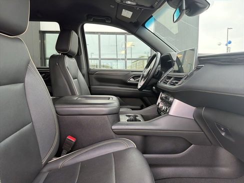 Used 2024 GMC Yukon SLT image 12
