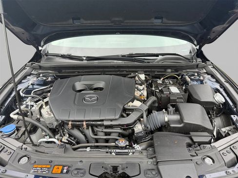 Used 2023 MAZDA MAZDA3 s image 9