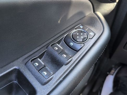 Used 2024 Ford Edge SEL image 22