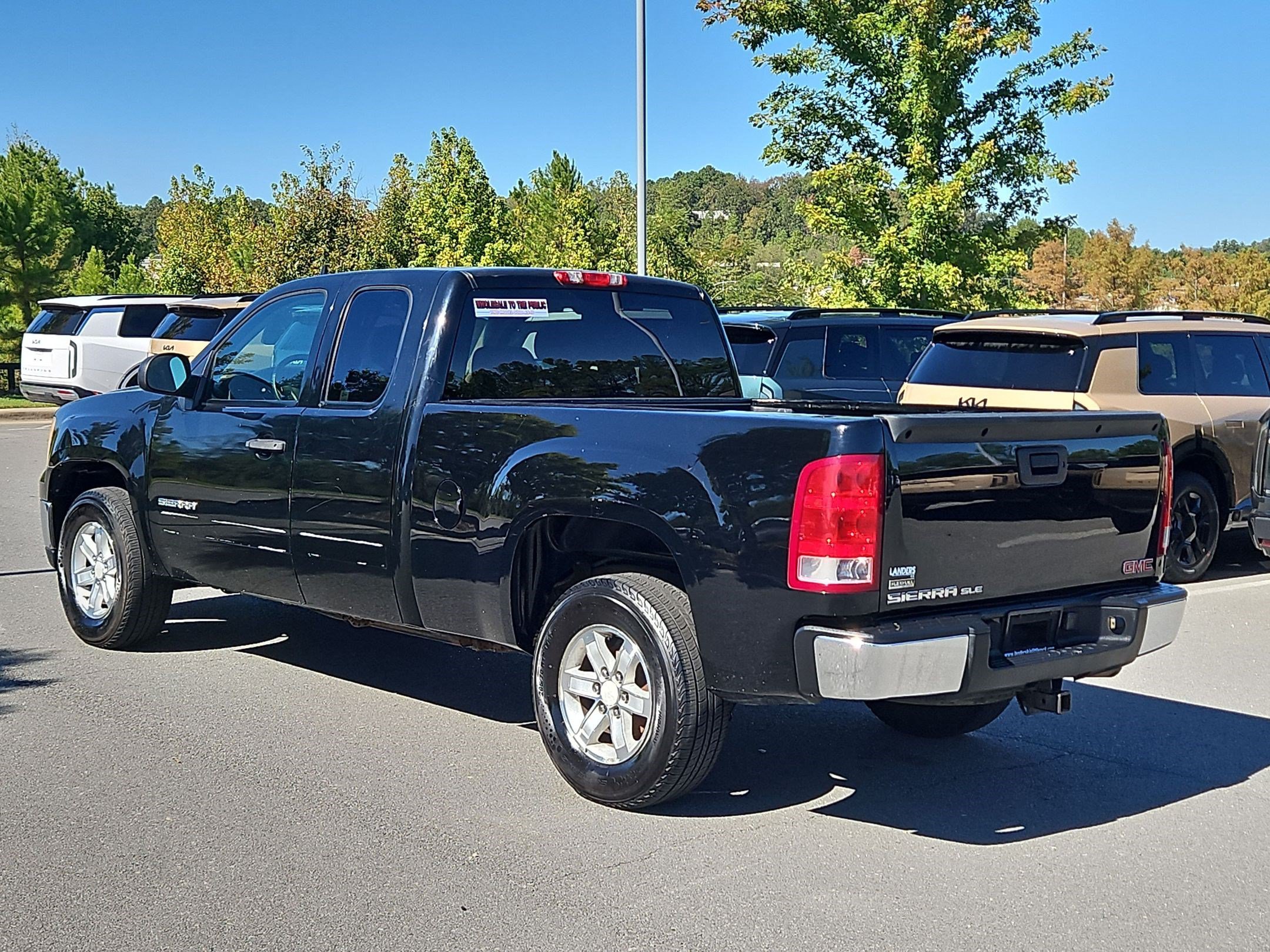 Used 2011 GMC Sierra 1500 SLE w/ Power Tech Package RWD image 5
