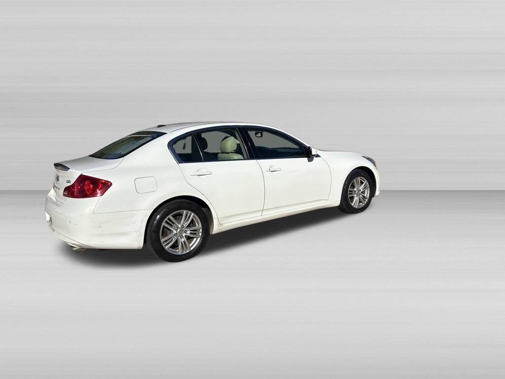 Used 2012 INFINITI G37 x Sedan w/ Premium Pkg AWD/4WD image 4