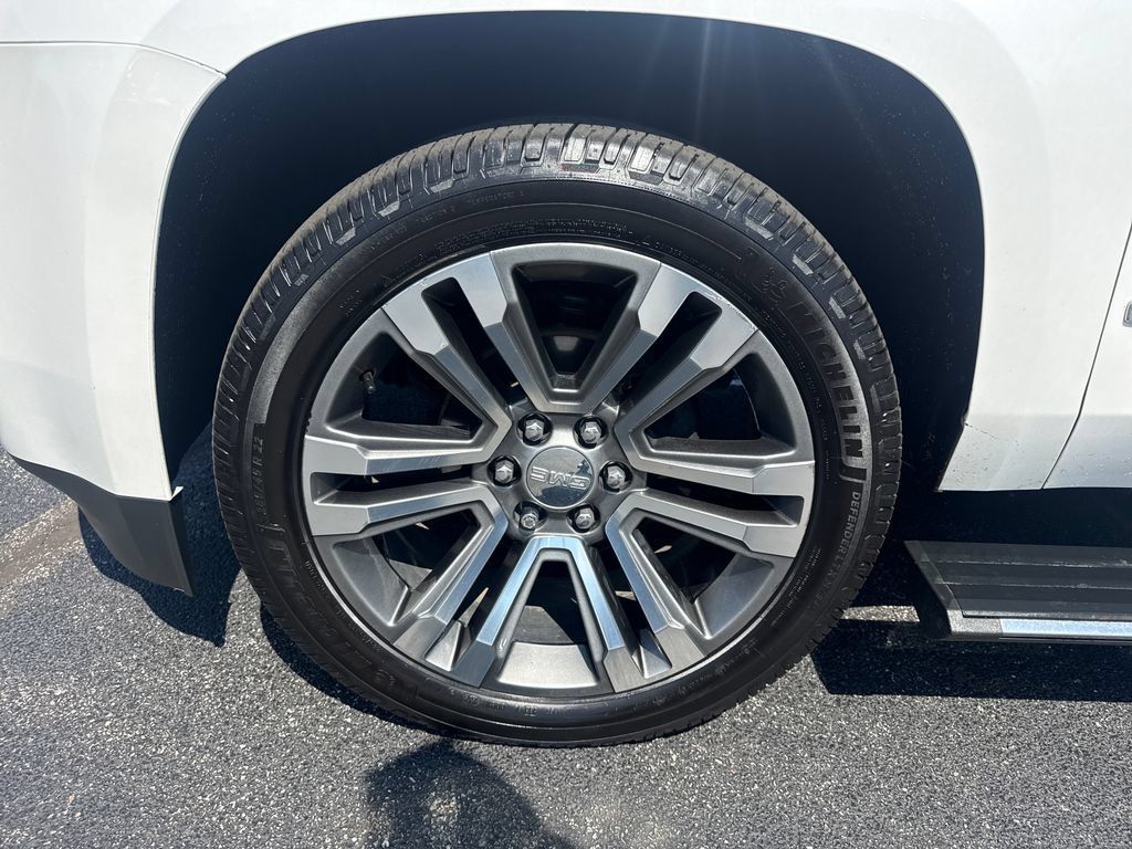 Used 2020 GMC Yukon Denali w/ Denali Ultimate Package AWD/4WD image 27