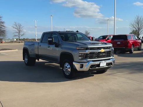 New 2026 Chevrolet Silverado 3500 LT w/ Safety Package image 3